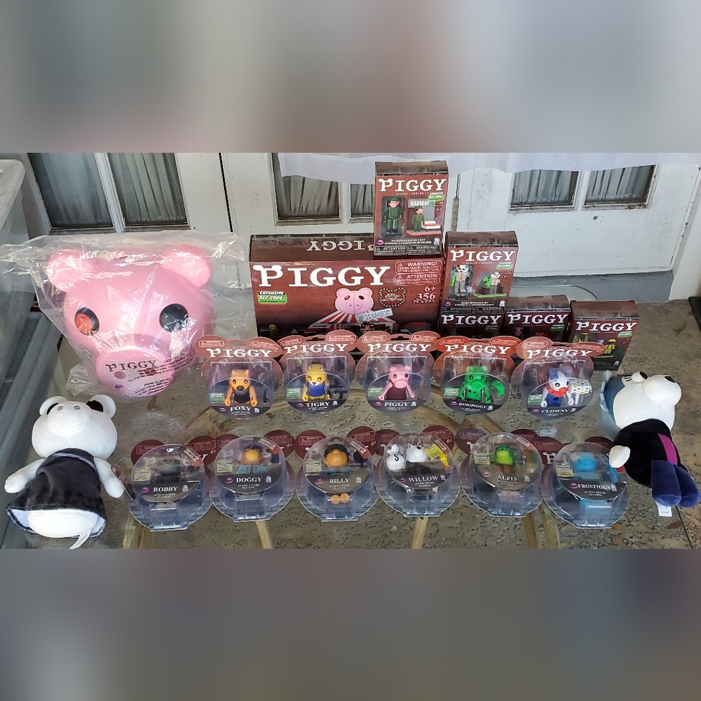 Piggy Lot, Action Figures Series 1 & 2, Plushies, Buildables, Piggy Bundle